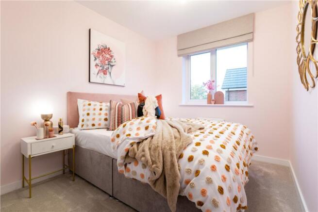 4 bed Detached for sale Image 12