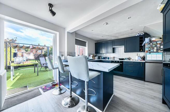 Elgar Close, Tonbridge, TN10 photo 3