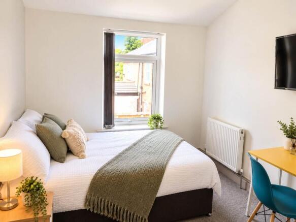 bed 2 elm