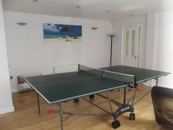 GAMES ROOM1