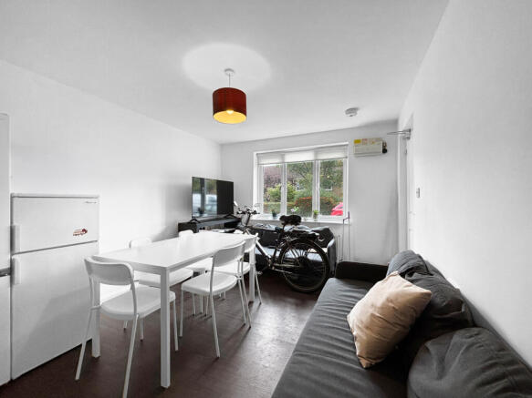Sitting/Dining Room