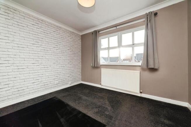 4 bed Detached for sale Image 10