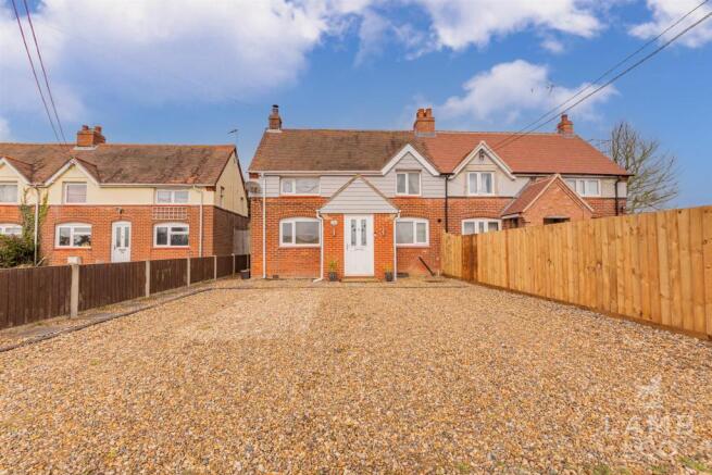 Frinton-Road-Frinton-on-Sea-semi-detached-house-IM
