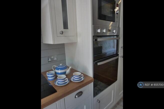 Built In Cooker & Microwave (Before Repaint)