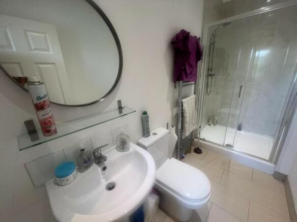 7 bed Terraced to rent Image 4