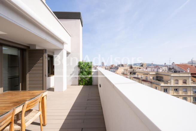 Fabuloso-sobreatico-con-terraza-y-parking-en-ed...