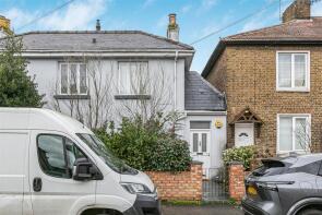 Flat 4, 25, Victoria Road, Kingston Upon Thames KT1 3DW