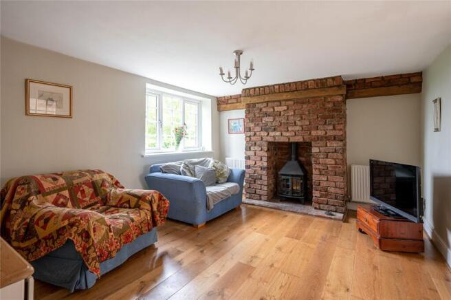 4 bed Detached for sale Image 5