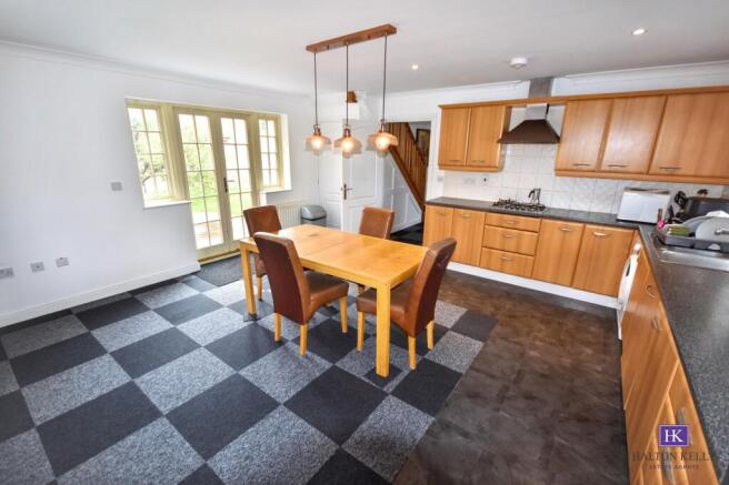 KITCHEN/DINER