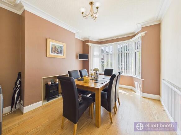 89 Lindale Gardens photo 4