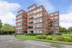 15, Woodhurst South, Ray Mead Road, Maidenhead SL6 8NZ