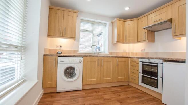1 bed Mews to rent Image 4