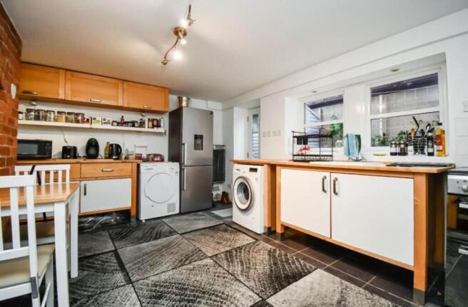 1 bed Flat for sale Image 10