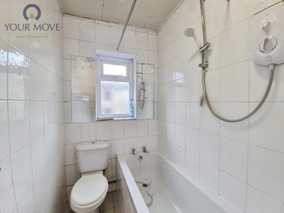 3 bed Terraced to rent Image 6