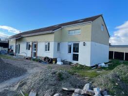 Mendora, Coast Road, Berrow, Burnham-on-sea TA8 2QU