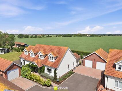 Gable Farm Close, Great Bentley, Colchester, CO7