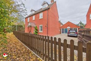 7, Chestnut Grove, Walton Cardiff, Tewkesbury GL20 7TX