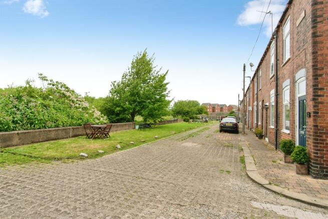 2 bed End of Terrace for sale Image 12