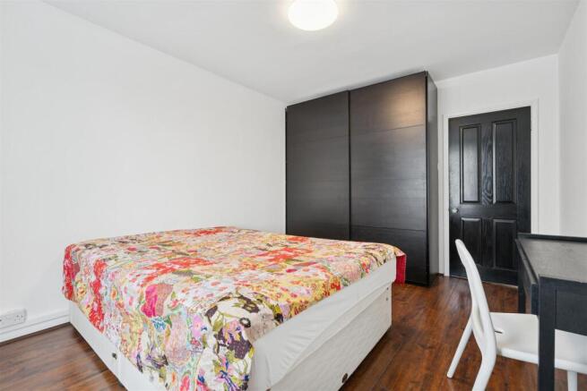 4 Bridge Court 20 Southey Road SW19 bedroom 1a.jpg