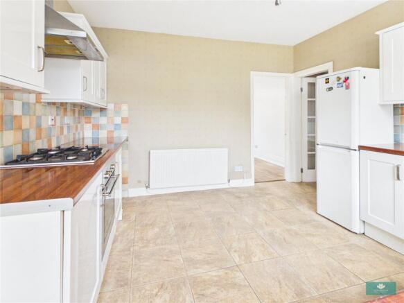 3 bed Semi-Detached for sale Image 11