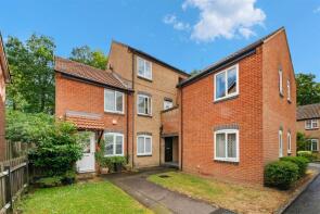 1, Salcombe Way, Hayes UB4 8TA