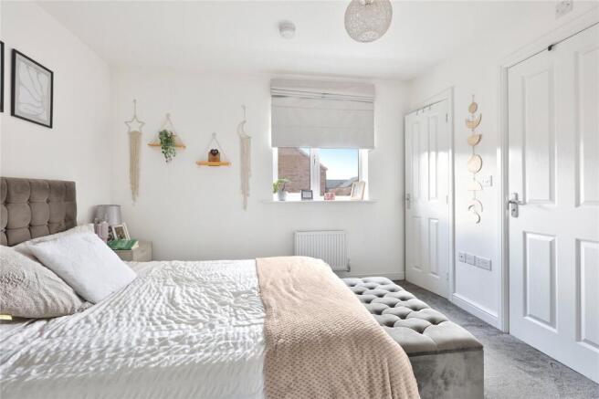 3 bed Semi-Detached for sale Image 11