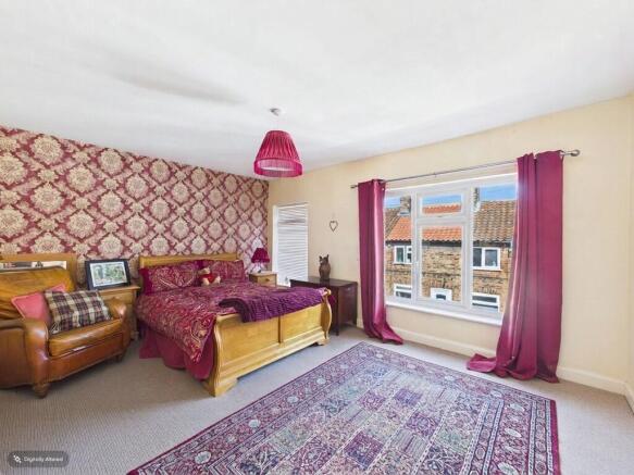 2 bed Terraced for sale Image 7