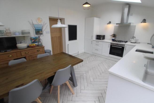 Kitchen 3