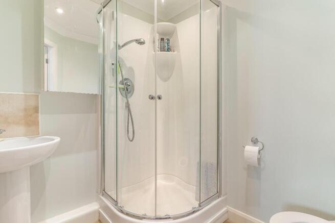 2 bed Apartment for sale Image 8