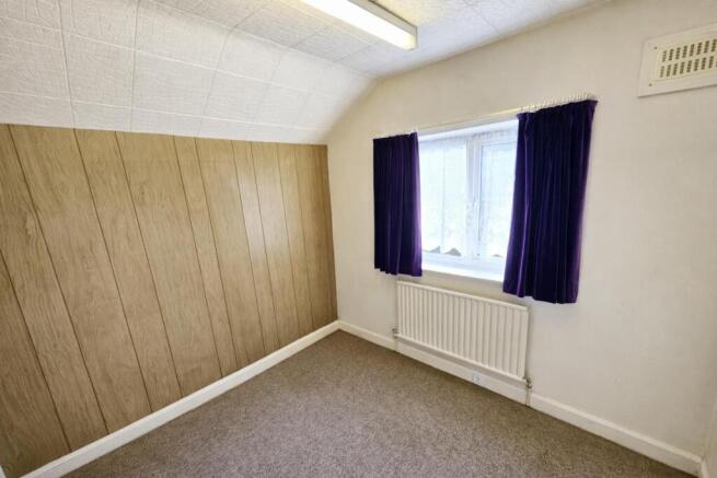 2 bed Semi-Detached Bungalow for sale Image 8