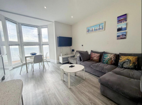 Screenshot 2025-11-15 at 09.10.10.png