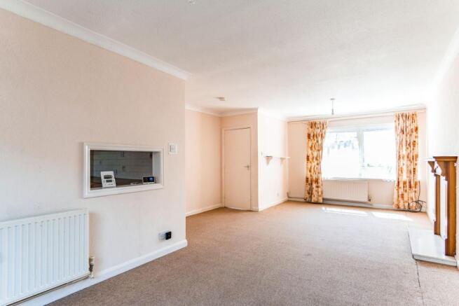 Lounge/Dining Area