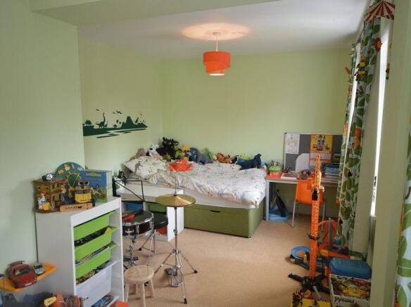 Photo 10