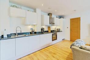 Flat 20, Deepdene House, Deepdene Avenue, Dorking RH5 4GE