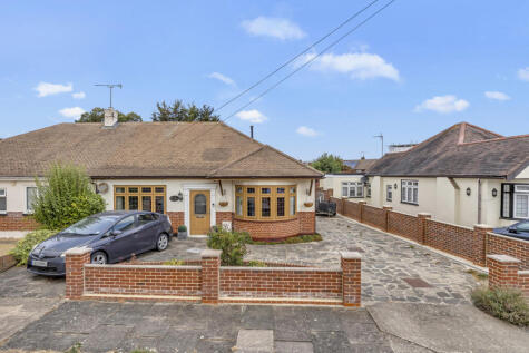 Hamlet Road, Romford, RM5