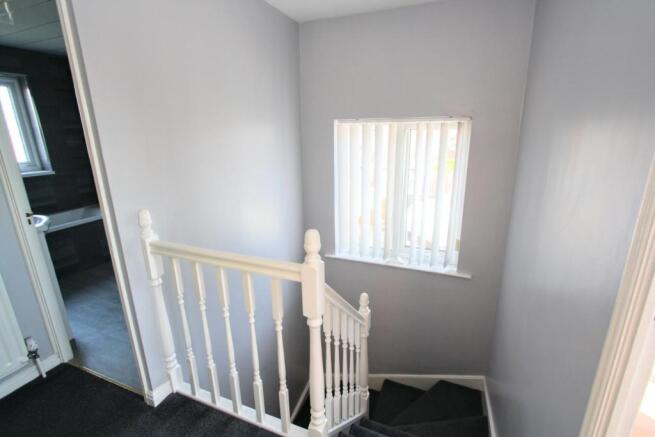 FIRST FLOOR LANDING