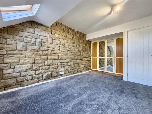 2 bed Terraced Bungalow for sale Image 9
