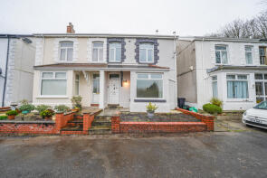 4, Lombardy Villas, Neath SA10 8DL