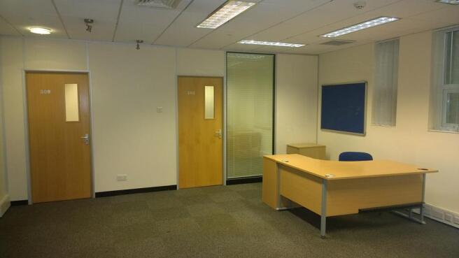 Building 2 - Eltherington Bus Pk - photo 2