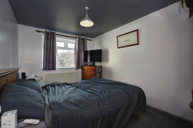 3 bed Semi-Detached for sale Image 8