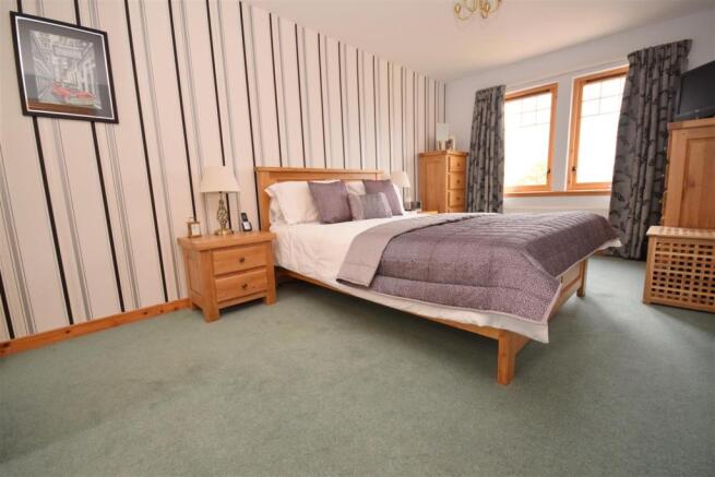 Bed 1.JPG