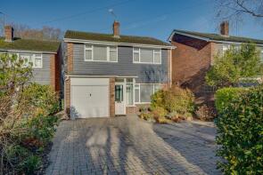 36, Clifton Gardens, West End SO18 3DA