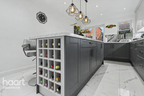 Tallow Close, Dagenham