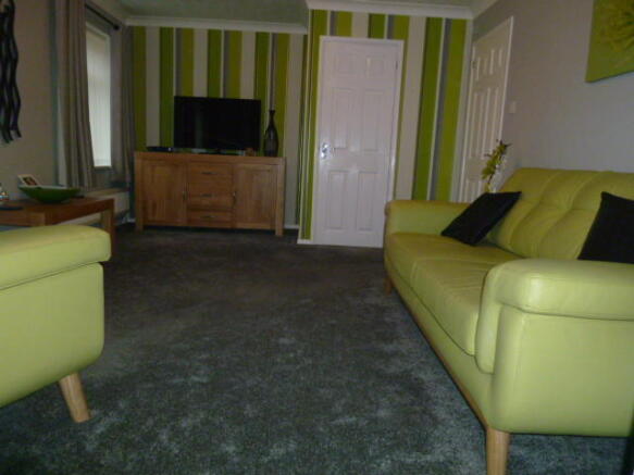 Lounge II