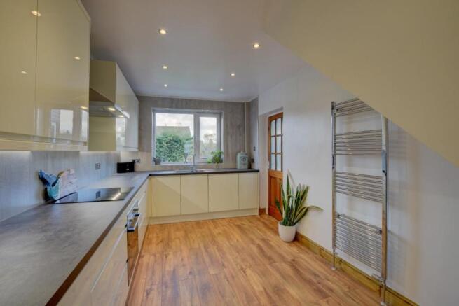 Kitchen - 1.jpg