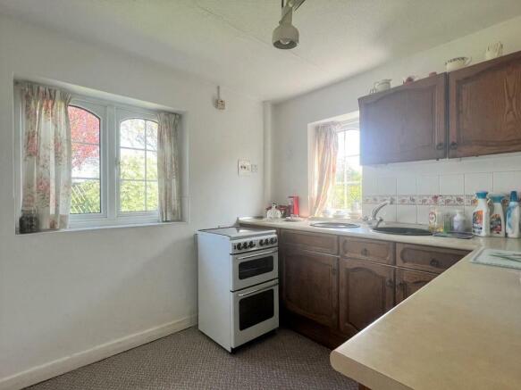 Kitchen 1.jpg