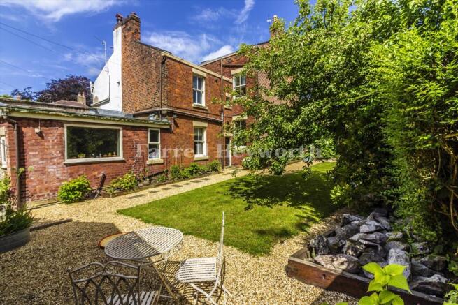 Garden image 2