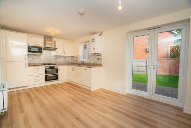 Adderley Avenue, Nuneaton, CV10 photo 4