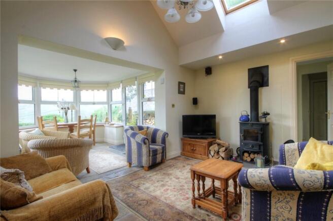 Sitting / Sun Room