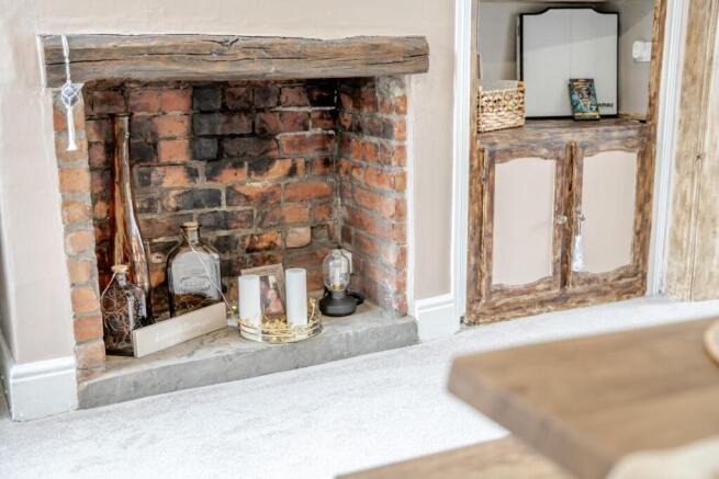 2 bed Terraced for sale Image 7